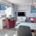 Kiki\'S Oceanfront